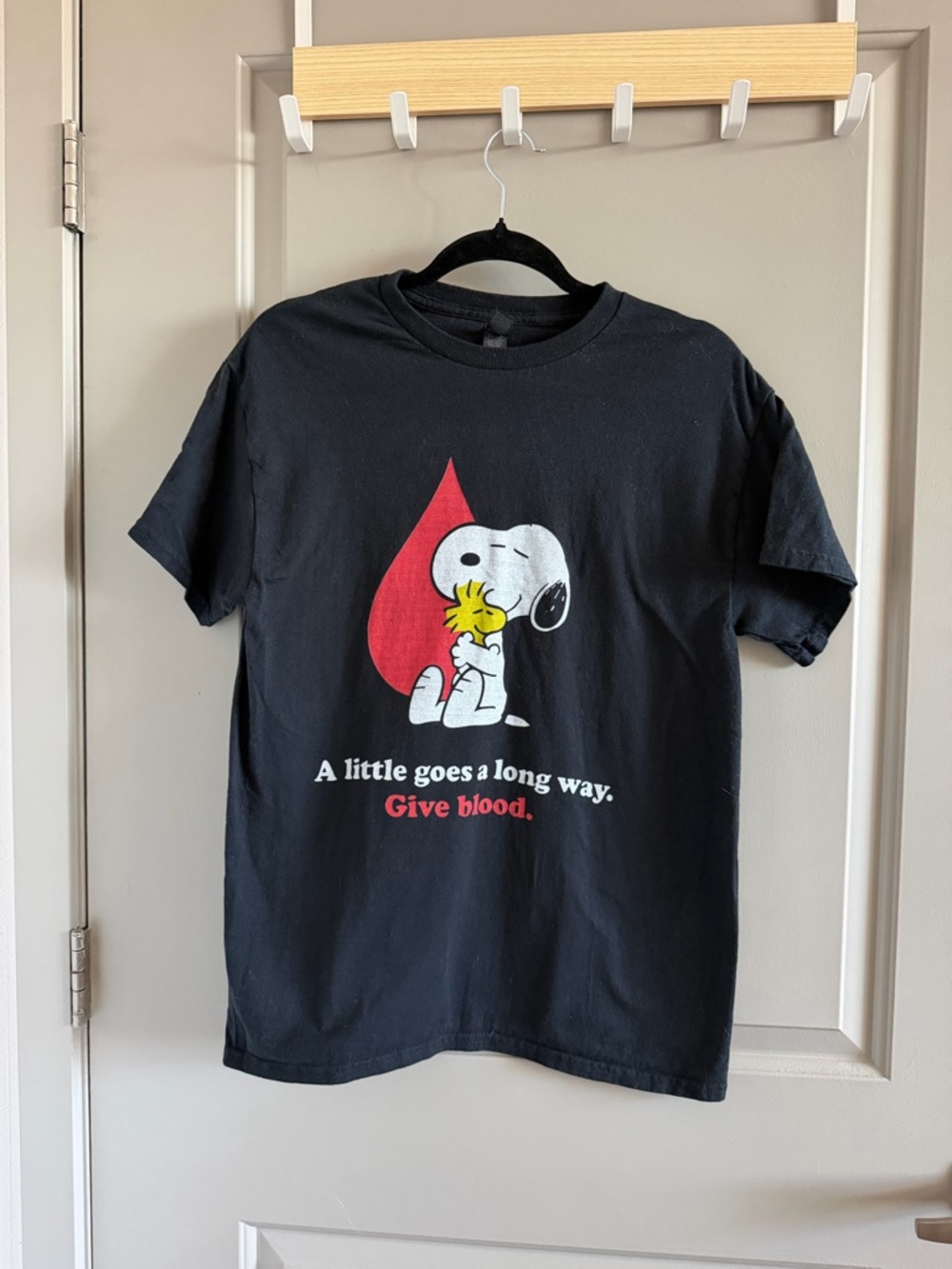 Red Cross x Peanuts Snoopy Give Blood Tee